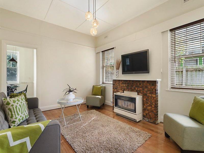 25 Glenora Avenue, Coburg VIC 3058