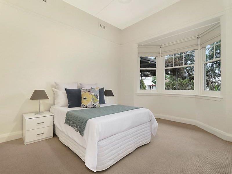 25 Glenora Avenue, Coburg VIC 3058