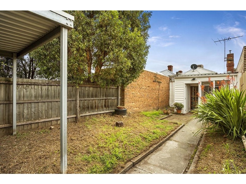 8 Gordon Grove, Northcote VIC 3070