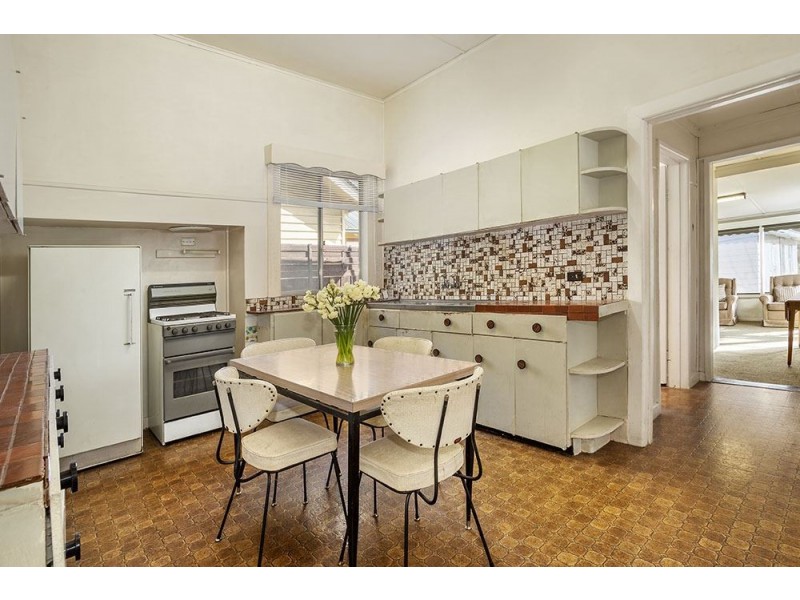 26 Kenilworth Street, Reservoir VIC 3073