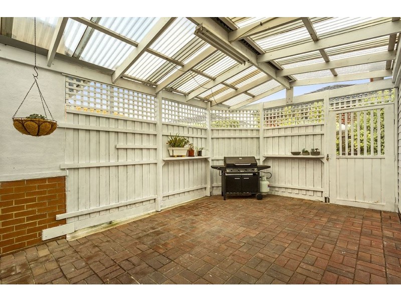 87 Cuthbert Road, Reservoir VIC 3073