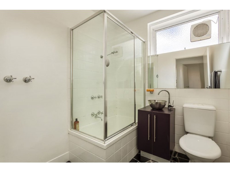 4/175 Gladstone Avenue, Northcote VIC 3070