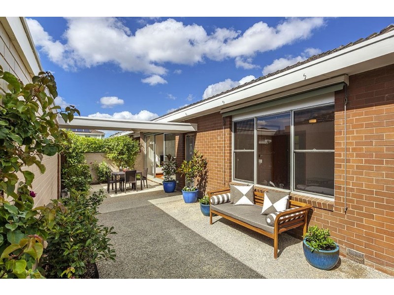 8/393 Gilbert Road, Preston VIC 3072