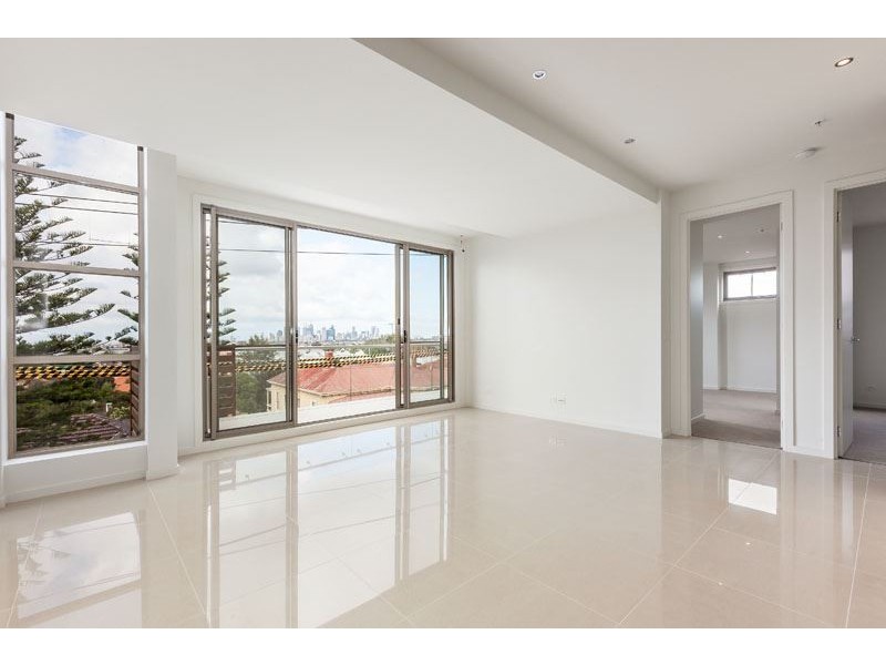 2.02/195 Clarke Street, Northcote VIC 3070