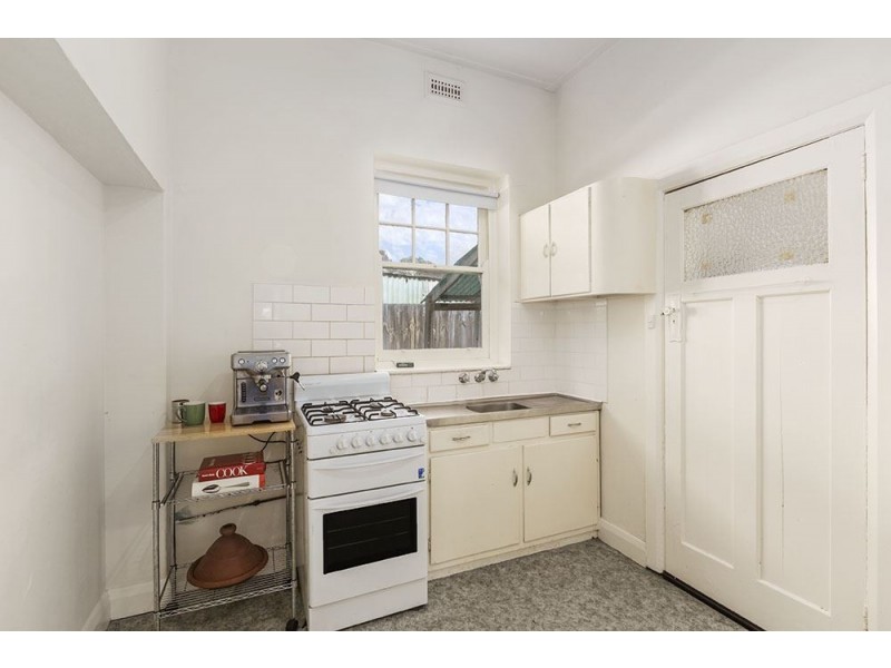 25 Glenora Avenue, Coburg VIC 3058