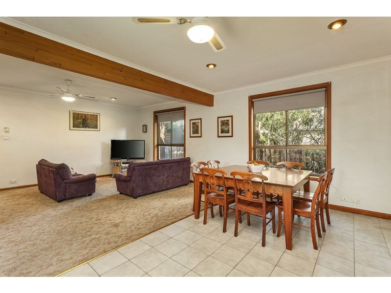 25 Lane Crescent, Reservoir VIC 3073