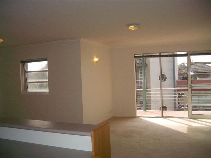 35/18-20 The Esplanade, St Kilda VIC 3182