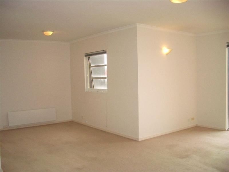 35/18-20 The Esplanade, St Kilda VIC 3182