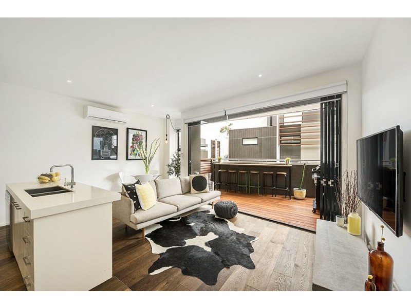 2/55 Gadd Street, Northcote VIC 3070