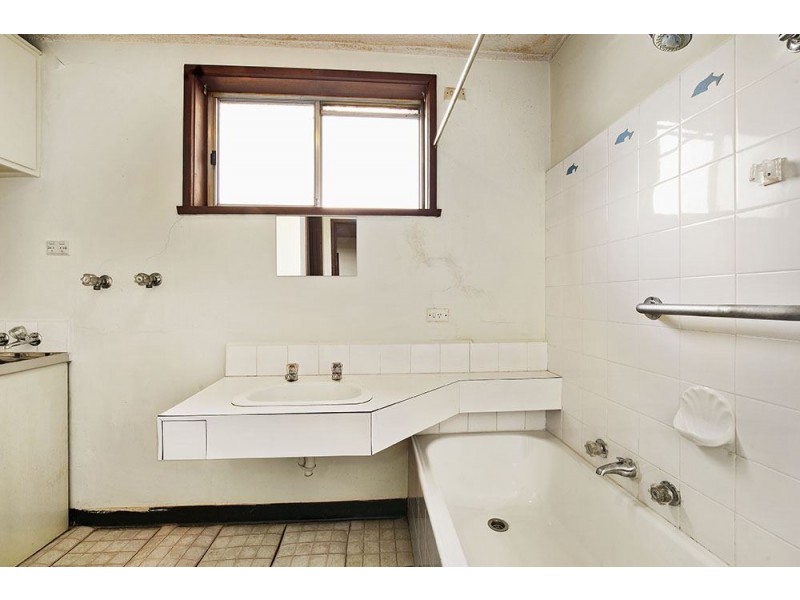 4/243 Gower Street, Preston VIC 3072