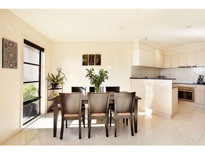 18/44 Clarendon Street, Thornbury VIC 3071