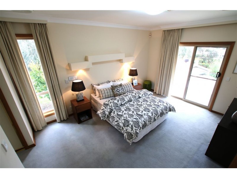 26 Ely Street, Eltham VIC 3095