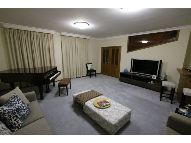26 Ely Street, Eltham VIC 3095