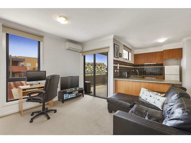 2.01B/43 Stockade Avenue, Coburg VIC 3058