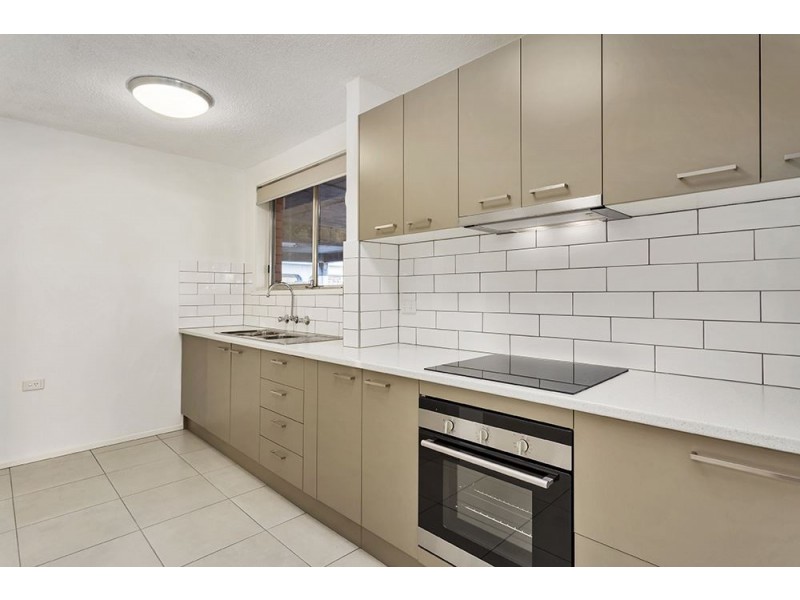 4/243 Gower Street, Preston VIC 3072