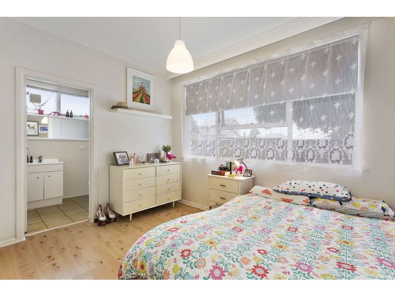 1/219 Raleigh Street, Thornbury VIC 3071