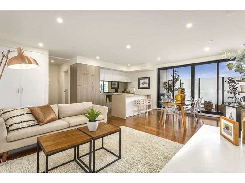 1.04/14-18 Gilbert Road, Preston VIC 3072