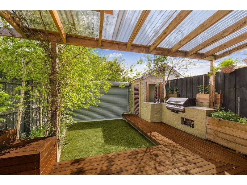 6 Robbs Parade, Northcote VIC 3070