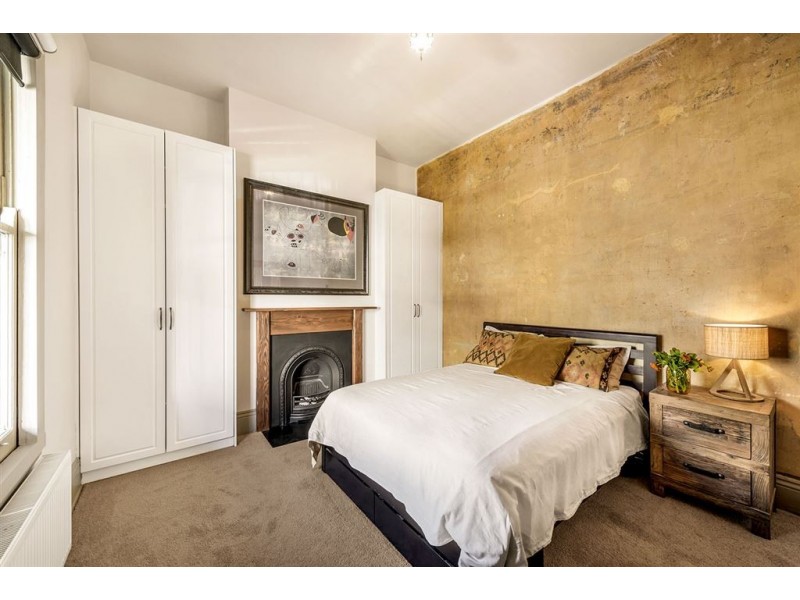6 Robbs Parade, Northcote VIC 3070