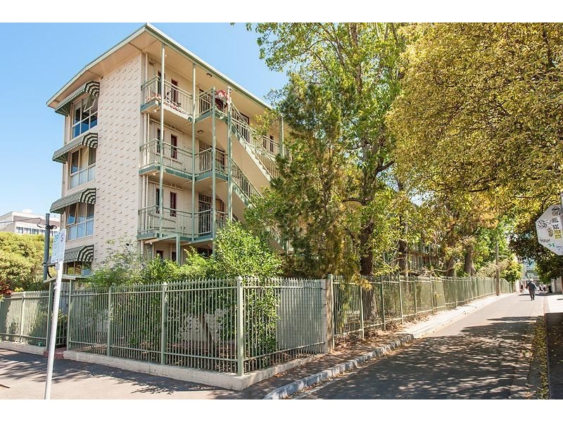 9/23 George Street, Fitzroy VIC 3065