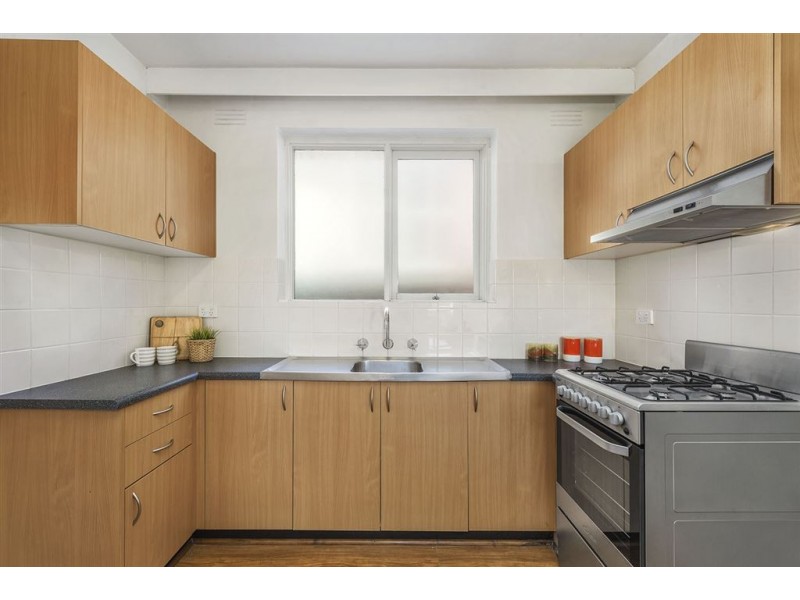 2/38 Woolton Avenue, Thornbury VIC 3071