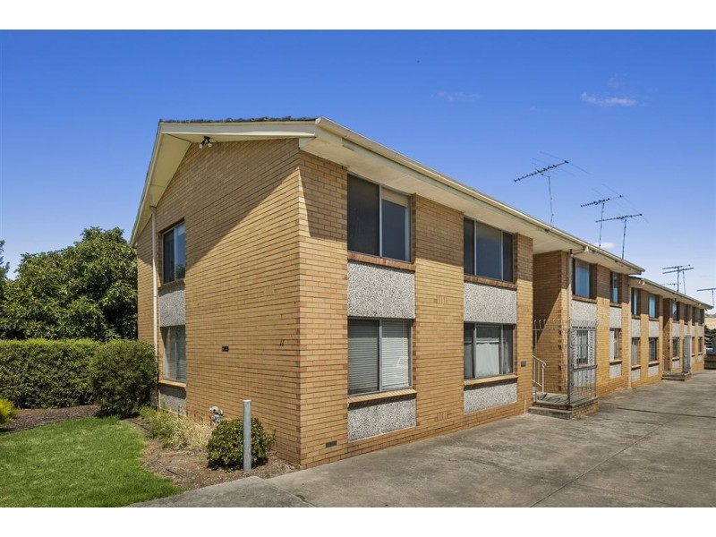 10/11 Kemp Street, Thornbury VIC 3071