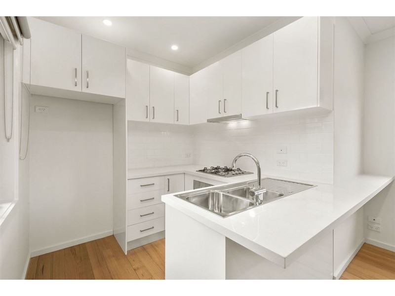 1/11 Ford Street, Preston VIC 3072