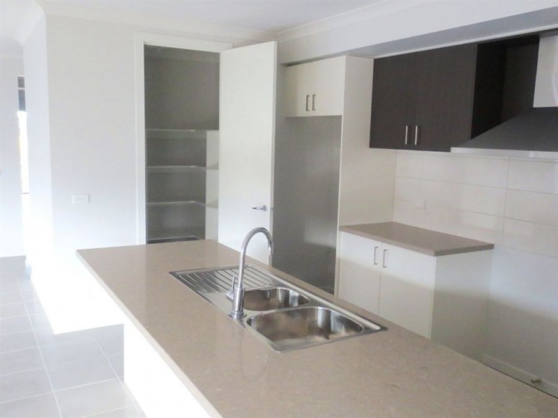 23 Skipton Street, Drouin VIC 3818