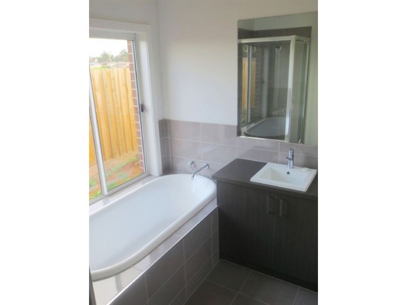 23 Skipton Street, Drouin VIC 3818