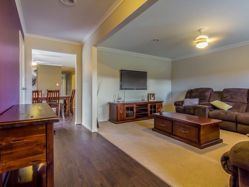 5 Stringybark Place, Longwarry VIC 3816