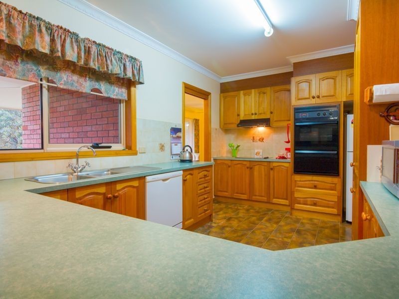 6 A’Beckett Road, Bunyip VIC 3815