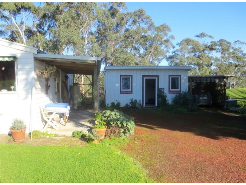 1455 Westernport Road, Heath Hill VIC 3981