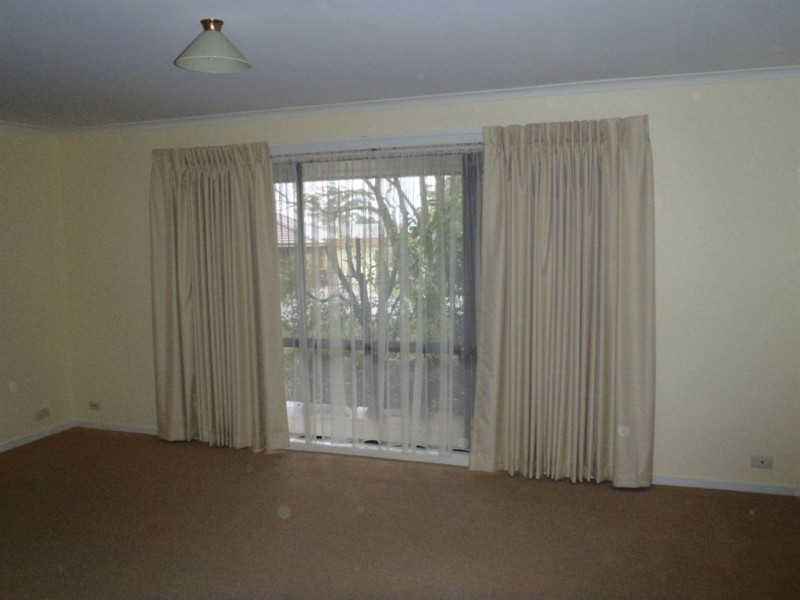 2 Boronia Street, Drouin VIC 3818