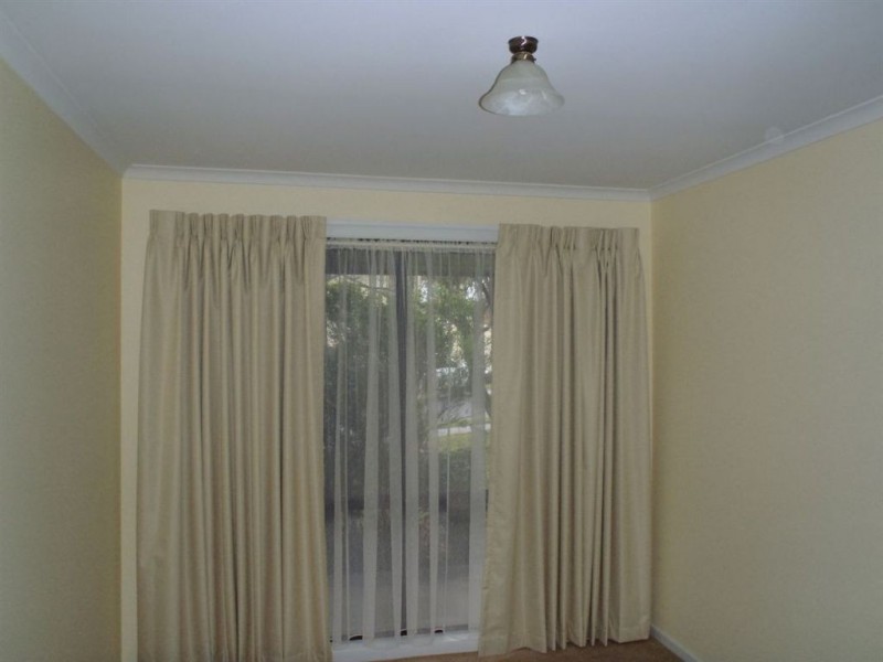 2 Boronia Street, Drouin VIC 3818