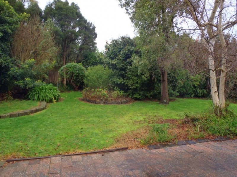 2 Boronia Street, Drouin VIC 3818