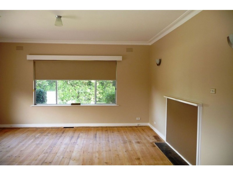 3 Princes Avenue, Drouin VIC 3818