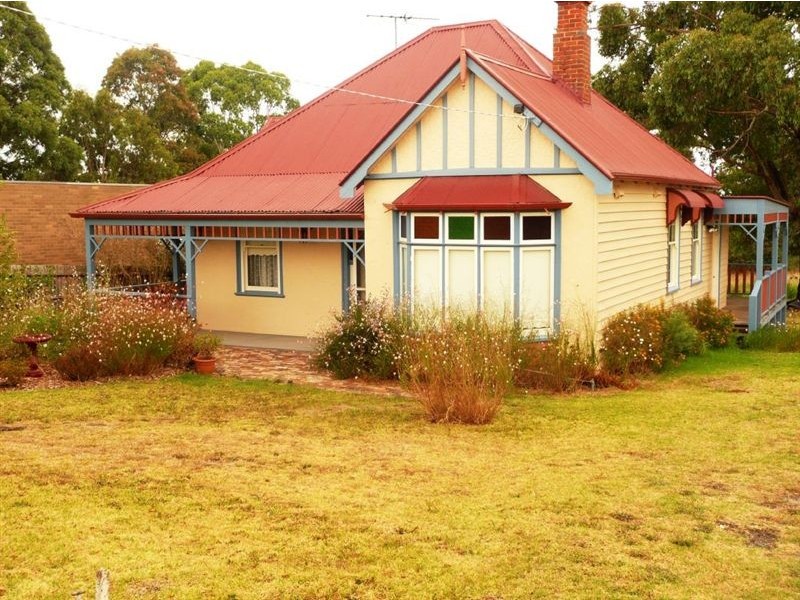 15 Pearson Street, Bunyip VIC 3815