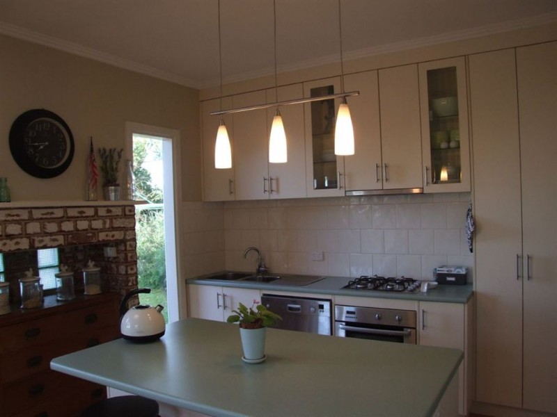 18 Fairchild Street, Drouin VIC 3818