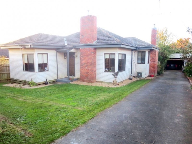 9 Williamson Street, Drouin VIC 3818