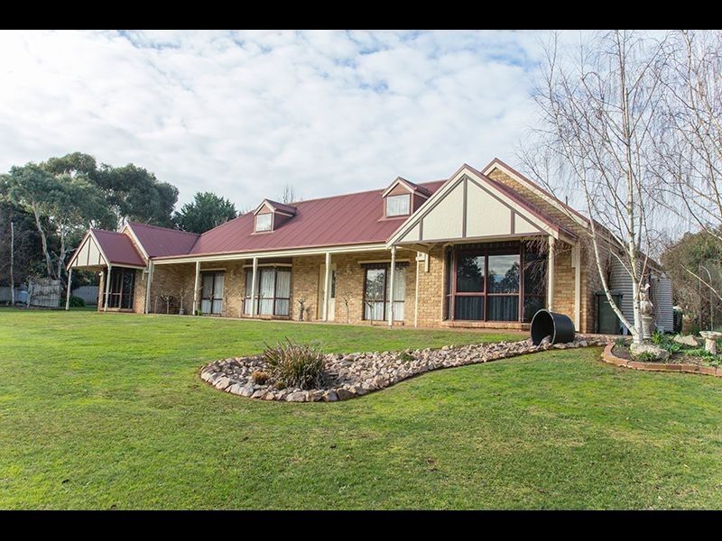 214 Main Neerim Road, Drouin VIC 3818