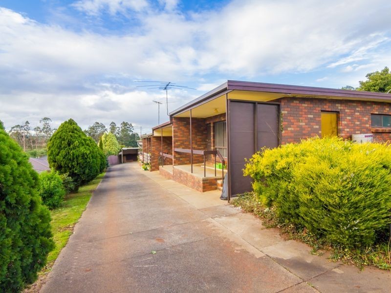 2/24 Main South Road, Drouin VIC 3818