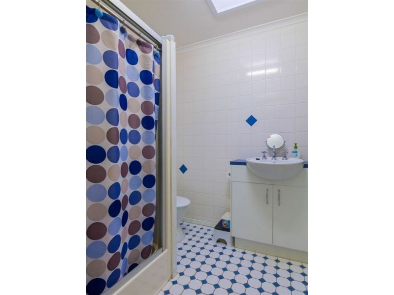 2/24 Main South Road, Drouin VIC 3818