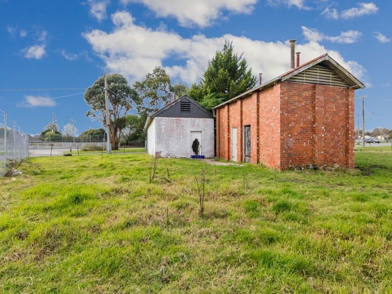 6 Flinders Road, Longwarry VIC 3816