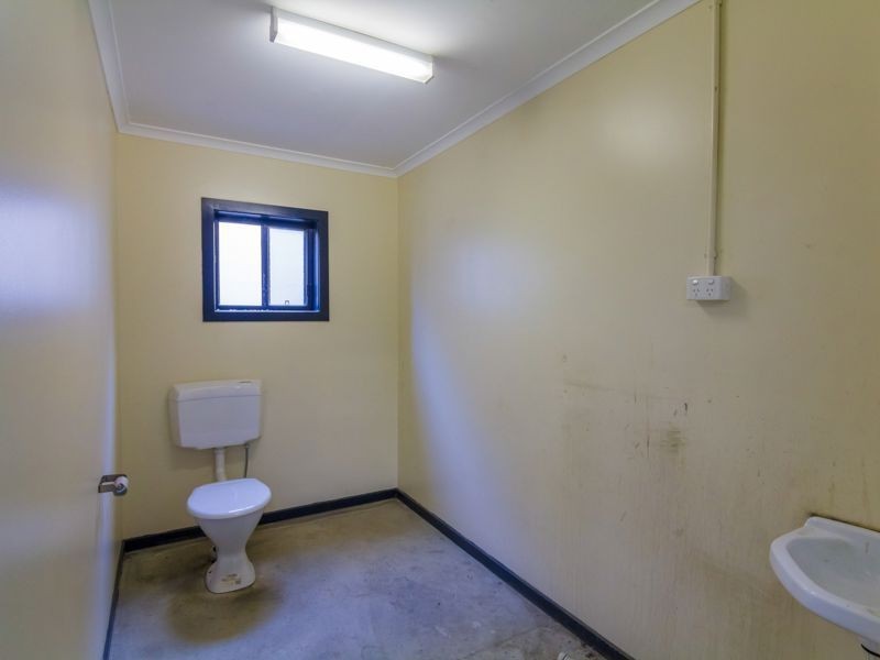 90 Roberts Court, Drouin VIC 3818