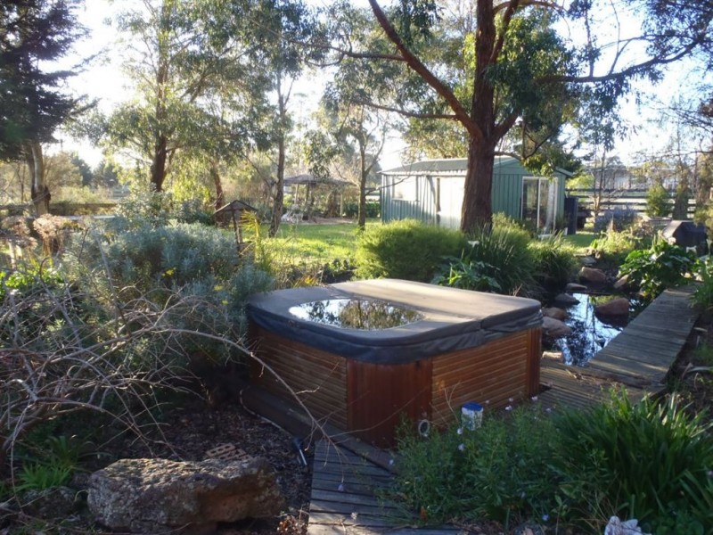 13 Collett Street, Longwarry VIC 3816