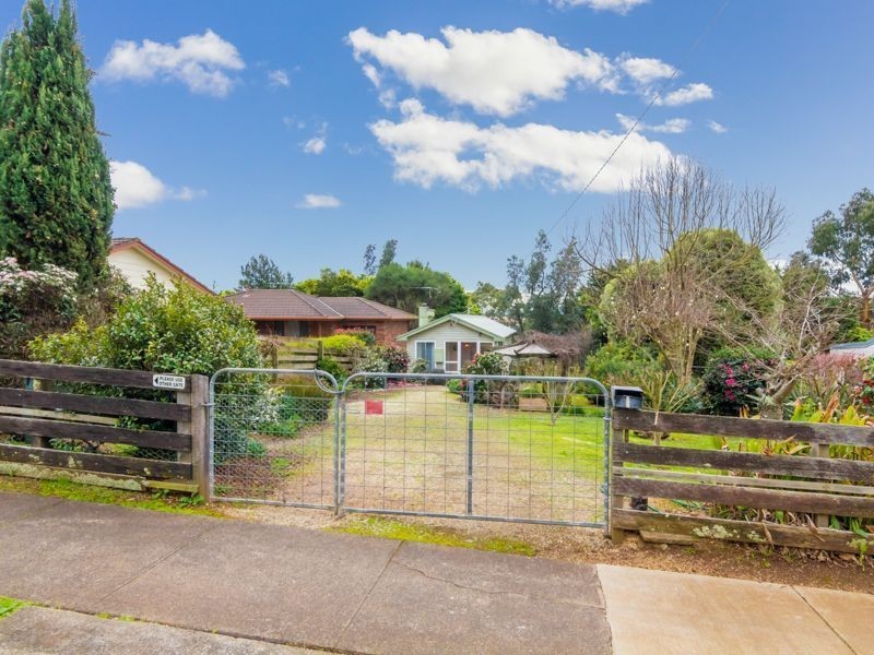 1 Lardner Road, Drouin VIC 3818