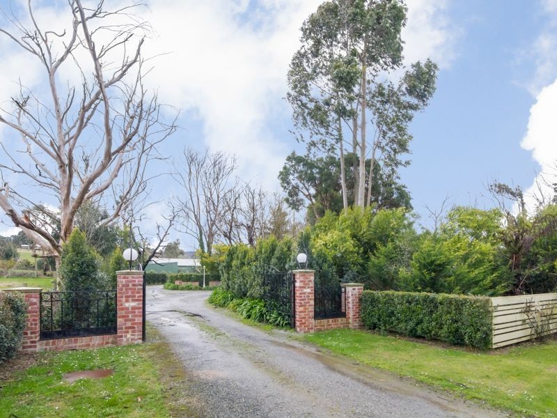 18 McDonald Road, Labertouche VIC 3816
