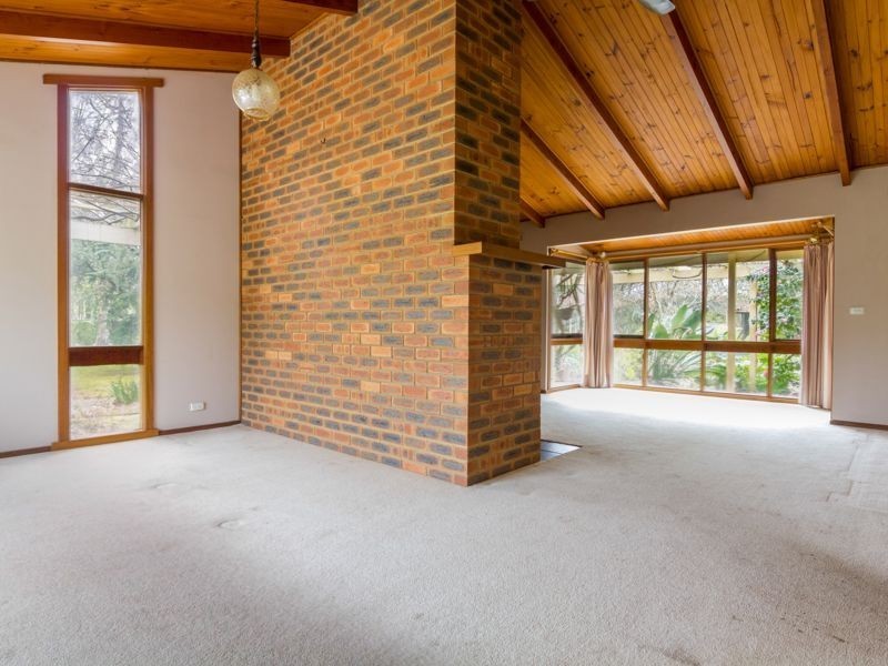 18 McDonald Road, Labertouche VIC 3816