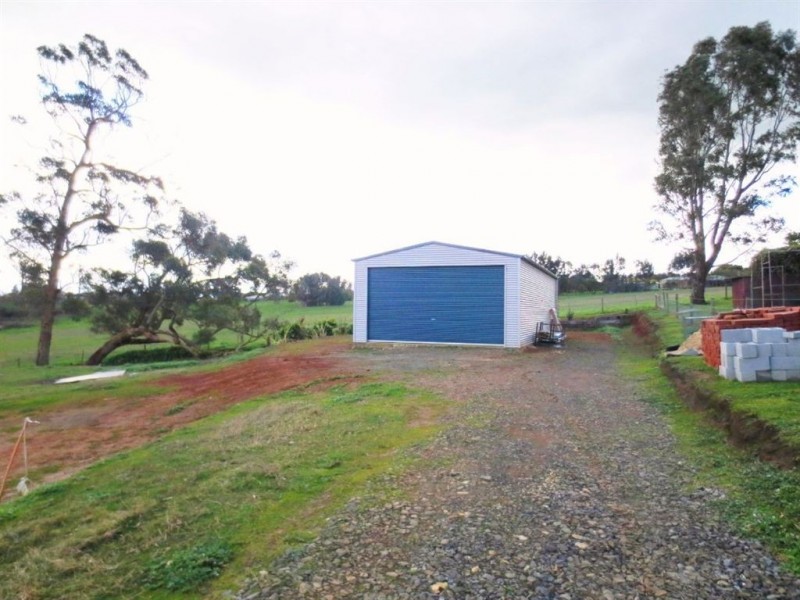 12 Patison Court, Drouin VIC 3818