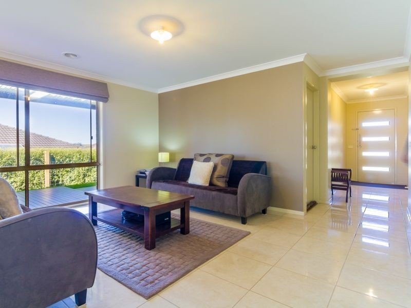 13 Toorongo Street, Drouin VIC 3818
